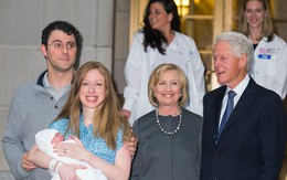 Gia đình cựu tổng thống Mỹ Bill Clinton đón cháu ngoại về nhà