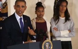Hai con gái tổng thống Mỹ Obama bị phê bình