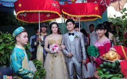 Đám cưới tưng bừng của Nhật Kim Anh ở quê nhà