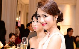 Mỹ nhân Việt đẹp hút hồn với kiểu tóc búi thấp