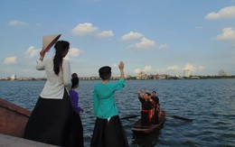 Độc đáo hát Ví, Giặm Nghệ Tĩnh trên hồ Tây, Hà Nội