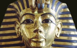 Sự thật đằng sau chiếc mặt nạ vàng tuyệt đẹp của vua Tutankhamun
