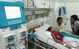 Đà Nẵng: Lần đầu tiên chạy thận nhân tạo cho bệnh nhi