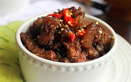 Thịt xào mắm ruốc thơm nức