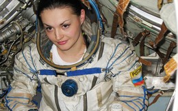 Ngắm nữ phi hành gia Nga xinh đẹp lần đầu bay vào vũ trụ