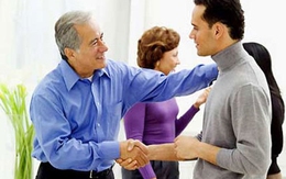 Chồng tôi chê bai và khinh rẻ bố mẹ vợ