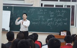 9X làm thầy giáo trẻ dạy tiếng Anh miễn phí cho sinh viên