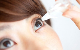 Nhỏ thuốc mắt thế nào cho đúng?