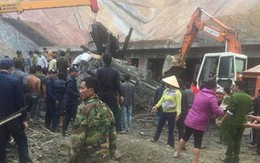 Sập công trình xây cây xăng, nhiều người gặp nạn