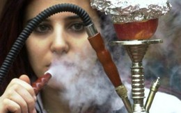 Lấy cớ vợ hút shisha, chồng lập tức ly hôn