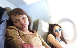 Cư dân mạng tức giận khi lại có thêm ảnh chụp trộm hoa hậu Kỳ Duyên ngủ trên máy bay