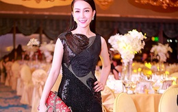 Linh Nga dự tiệc với túi hiệu 70 triệu đồng hoa văn cầu kỳ