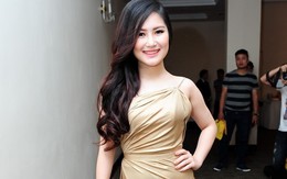 Những trang phục lộ bụng ngấn mỡ của người đẹp Việt