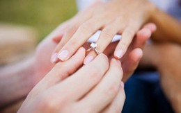 Lừa tình bằng… chiếc nhẫn cầu hôn