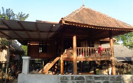 Tiếng khóc xót xa của người thân vụ bé trai bị bạn bắn