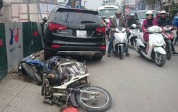 Xe Santafe gây tai nạn liên hoàn, 2 người nhập viện