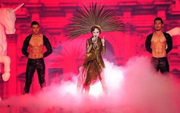 Sao Việt và phong cách sexy trên sân khấu The Remix