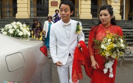 Chế Phong nâng tà áo cưới cho Thanh Thanh Hiền