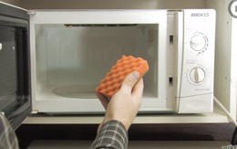 4 cách vệ sinh lò vi sóng sạch bong dầu mỡ