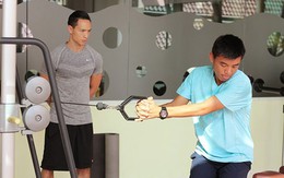 Kim Lý làm huấn luyện viên thể hình cho tay vợt Lý Hoàng Nam
