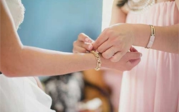 Có nên "khai" với chồng sắp cưới của hồi môn gần 1 tỷ?