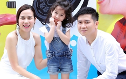 Con gái Lưu Hương Giang làm điệu bên bố mẹ