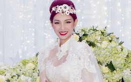 Quỳnh Chi rạng rỡ với váy cưới sau ồn ào hôn nhân