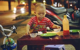 Cậu bé bán bột chiên cùng ông bà ở vỉa hè Sài Gòn giờ ra sao?