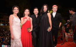 Mỹ nhân Việt rực rỡ, quyến rũ trên thảm đỏ Liên hoan phim Việt