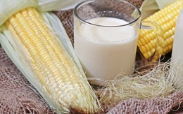 Cách đơn giản làm sữa ngô nóng hổi cho ngày lạnh giá