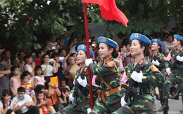 Bóng hồng ấn tượng trong lễ diễu binh, diễu hành kỷ niệm Quốc khánh