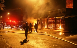 Hà Nam: Chợ Phủ Lý cháy dữ dội trong đêm