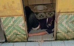 Hà Nội: Người đàn ông chết bất thường trong nhà vệ sinh công cộng