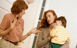Con dâu khóc ròng vì mẹ chồng ép... đẻ nữa đẻ mãi