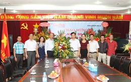 Nhân Ngày Báo chí Cách mạng Việt Nam (21/6): Lãnh đạo Tổng cục DS-KHHGĐ chúc mừng Báo Gia đình & Xã hội