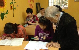 “Bà tiên” 18 năm dạy chữ cho trẻ tật nguyền