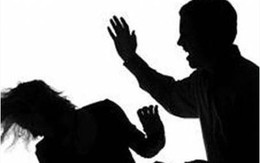 Tiếc tiền bán đàn lợn, chồng hạ sát vợ