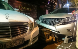 Hà Nội: Nhân viên bãi giữ xe lái Mercedes của khách gây tai nạn liên hoàn