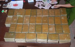 Bí ẩn chiếc xe ô tô không người chứa 50 bánh heroin ở Hà Nội