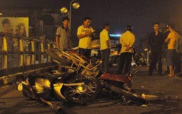 Người bị hất lên capo taxi ở cầu vượt Thái Hà nói gì?