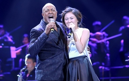 Văn Mai Hương rơi nước mắt khi song ca cùng danh ca Peabo Bryson