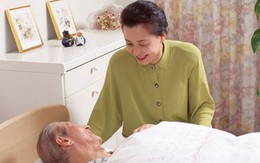 Chia sẻ kinh nghiệm chăm sóc người lớn tuổi từ chuyên gia