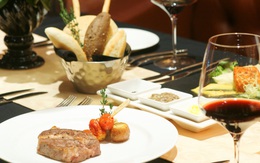 Đón Giáng sinh an lành cùng Moo Beef Steak