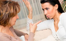 Phản ứng bất ngờ của người mẹ khi con bị mắng 'vô văn hóa'
