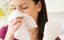Rửa mũi đúng cách ngừa viêm hô hấp trong mùa đông
