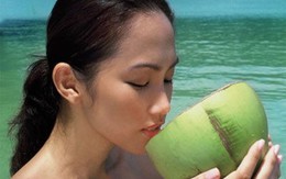 Những nguy hiểm ít người biết khi uống nước dừa