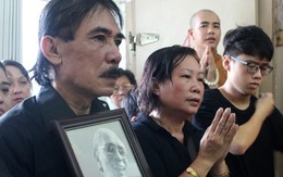 Gia đình nén đau thương nhìn mặt nhạc sĩ Phan Huỳnh Điểu lần cuối