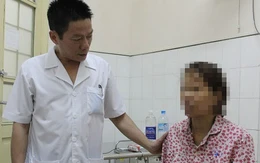 Máu bệnh nhân HIV bắn lên cổ tay bác sỹ, có khả năng dây vào mắt...