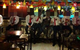 Quý bà sồn sồn chi cả "núi tiền" săn đón những gã trai nhảy
