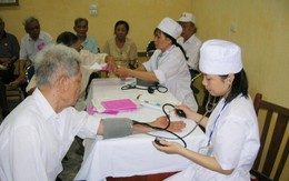 Ninh Bình: 100% người cao tuổi được mua thẻ bảo hiểm y tế
